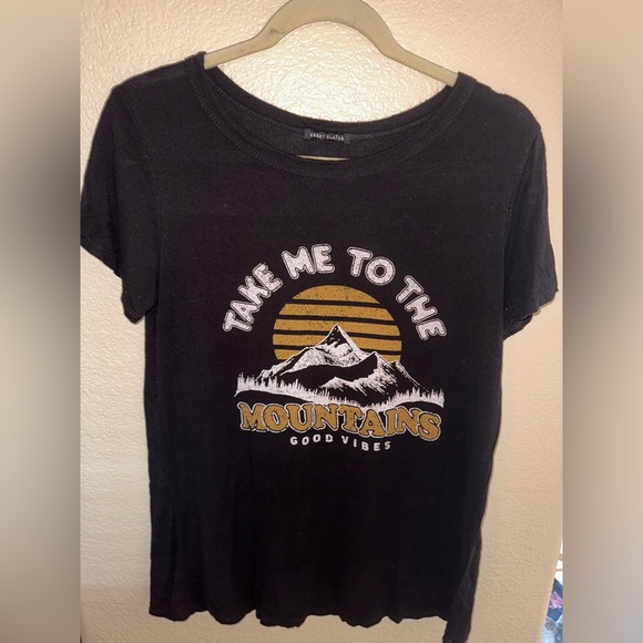 Sweet Claire Take Me Home To The Mountains Graphic Tee Shirt - Picture 1 of 2